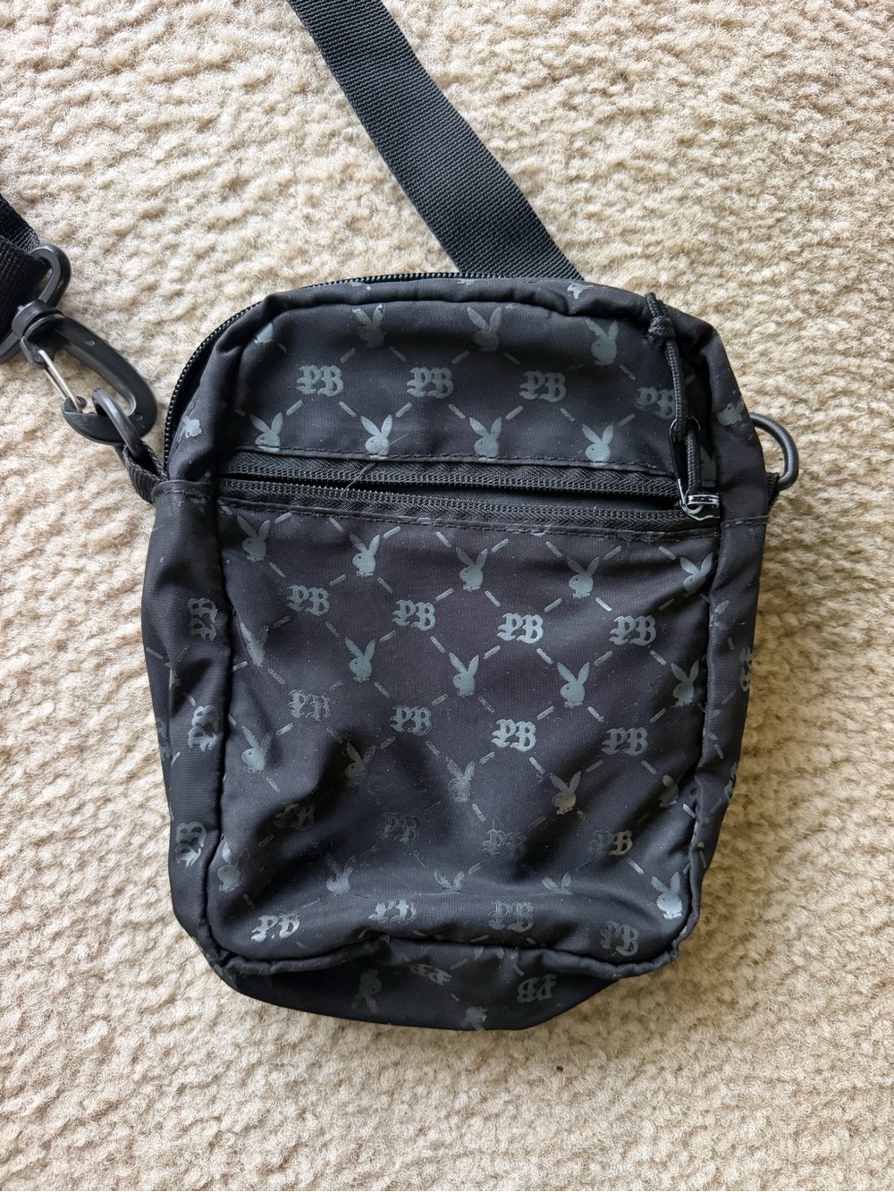 PLAYBOY Black Logo Men’s Crossbody Belt Bag